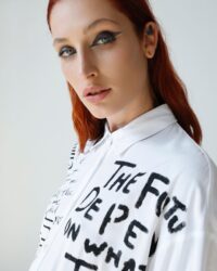 camicia GIOVANNA GUGLIELMI con scritte a mano - immagine 3