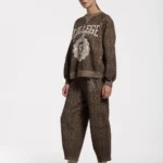 Pantalone jogging Front Street in felpa maculata