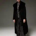 Cappotto nero Seventy con gilet con collo ecopelliccia