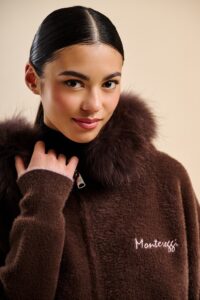 BOMBER  IN MAGLIA CON CAPPUCCIO MONTEREGGI-ART 64940
