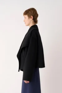 CAPPOTTO CORTO IN PURA LANA MEIMEIJ - immagine 3
