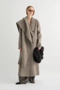 CAPPOTTO LUNGO CON SCIARPA ABBINATA MEIMEIJ